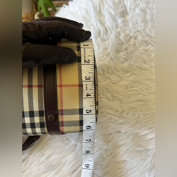 EUC Burberry Haymarket Check Boston - Picture 16 of 16